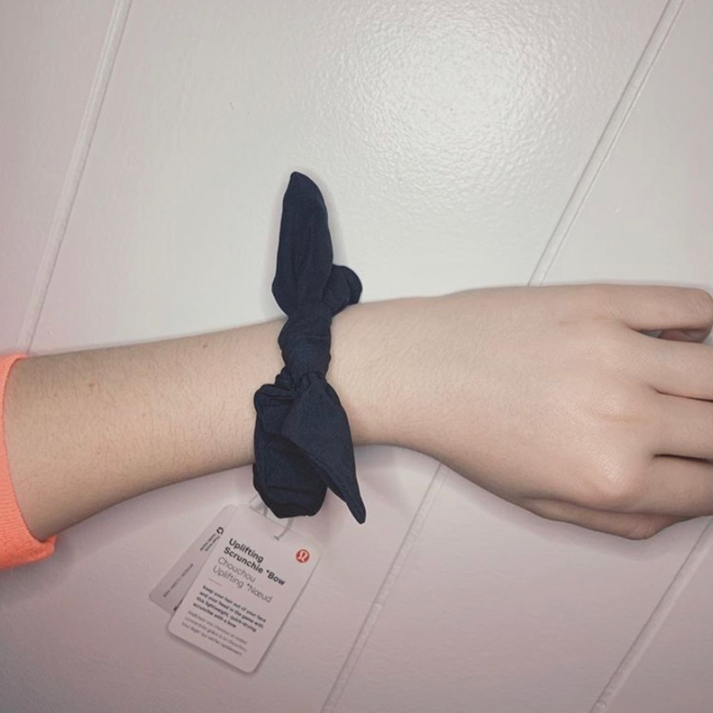 NWT Lululemon scrunchie